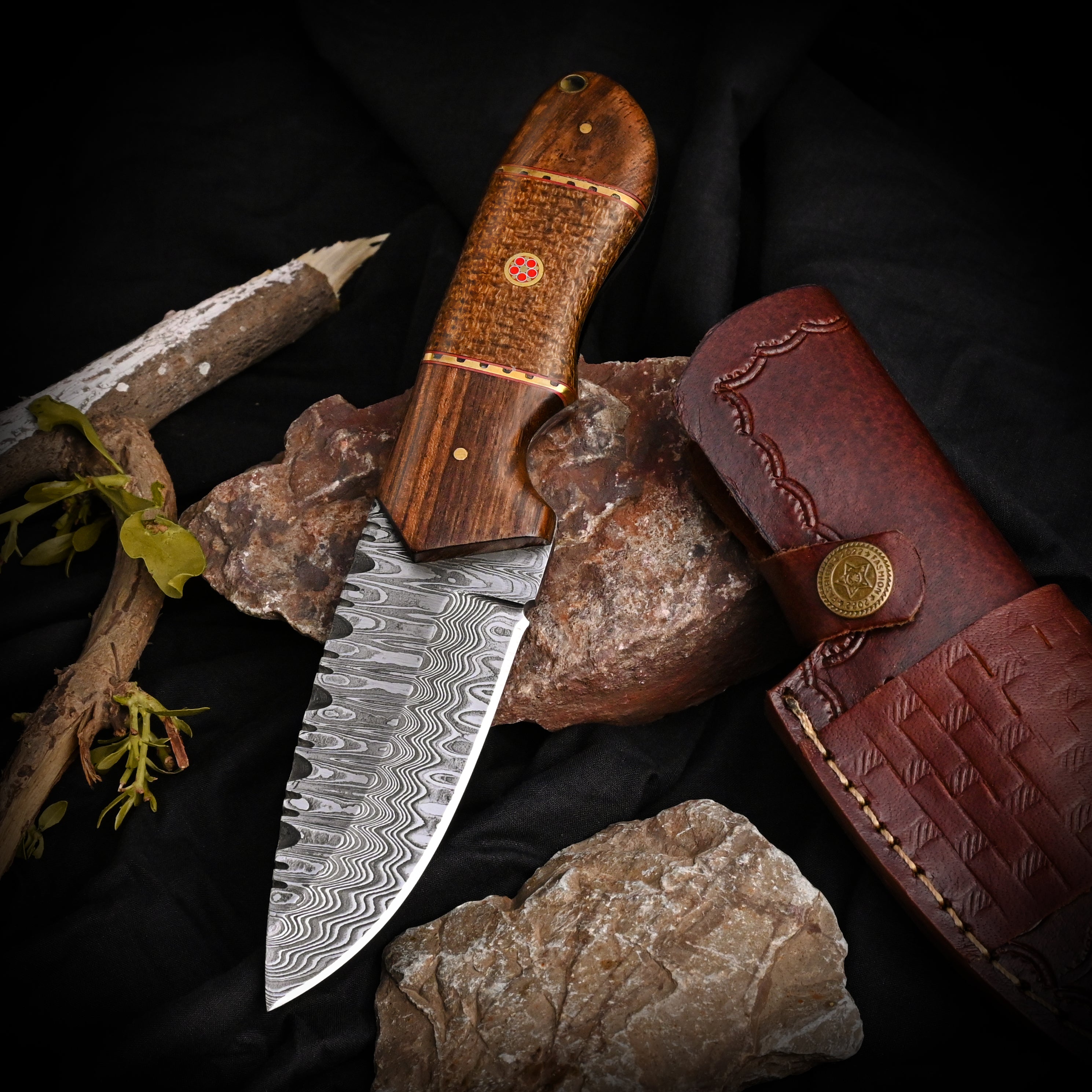 Versatile Hiking Knife - Your Essential Outdoor Companion